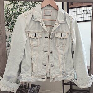 Light Wash Denim Jean Jacket AE American Eagle Outfitters 100% Cotton Size Small